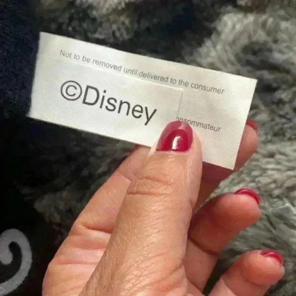 Disney Villains  URSULA 18' - Picture 10 of 13